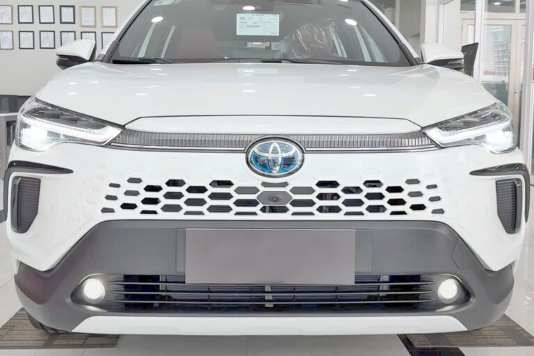 「もうC-HRじゃ足りない！」… トヨタが本気で仕上げた“次の主役SUV”がついに公開