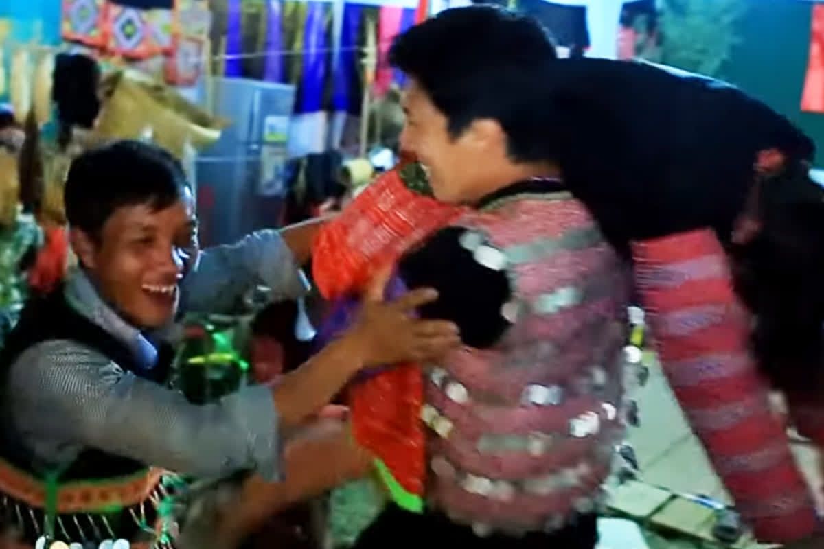 Vietnam s Freakish Marriage Customs That ll Shock You vietnam-s-freakish-marriage-customs-that-ll-shock-you