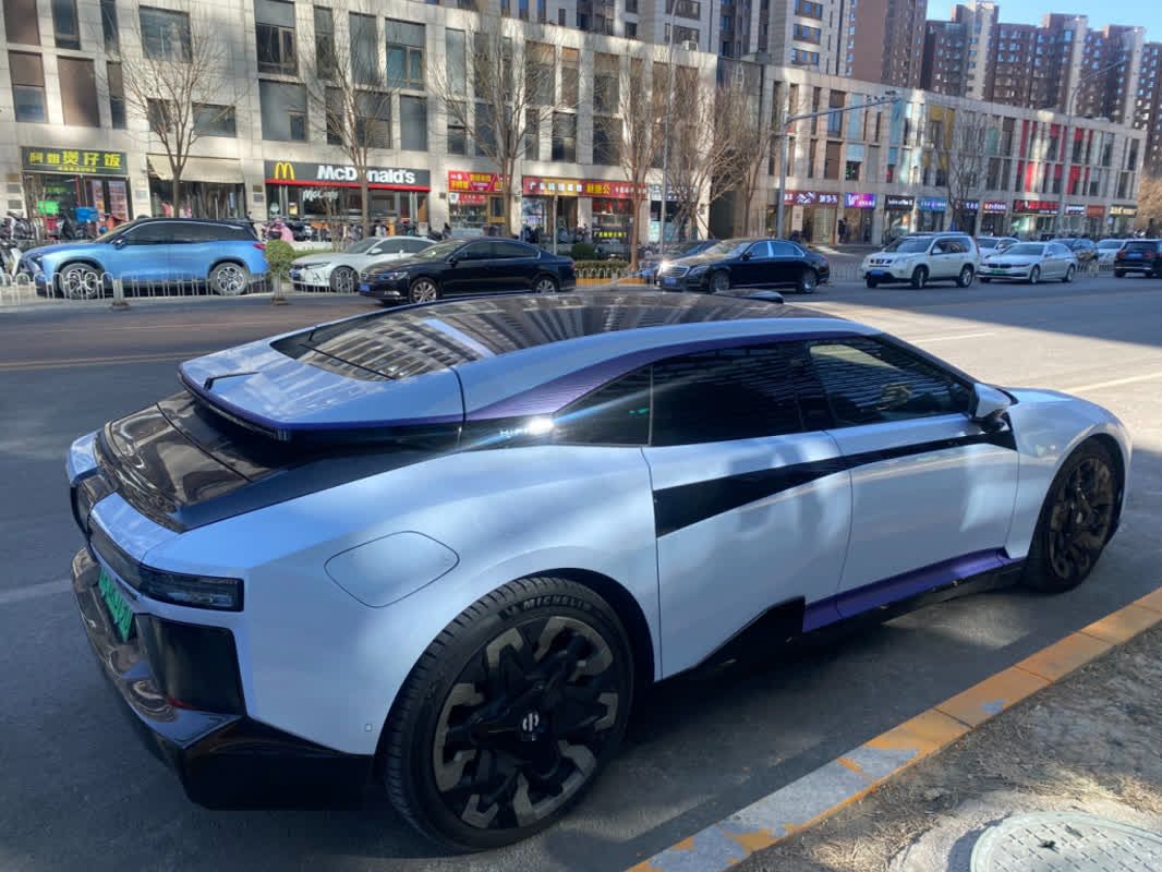 Chinese Electric Car Maker HiPhi Faces Financial Crunch, Delays Salaries